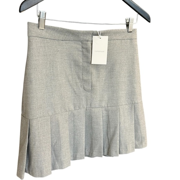 Rich and Royal NWT size 6 Gray Pleated Skirt ultra classic/academia/office siren - Picture 1 of 10